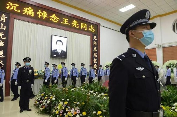抓捕過程中倒下,追記東營“民警村官”王亮